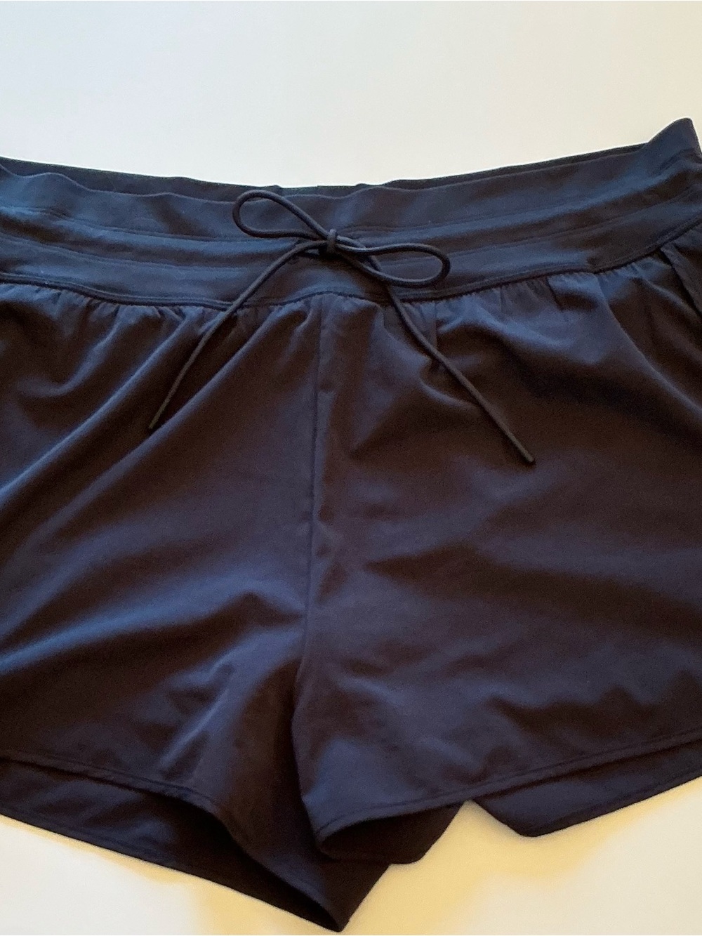 Vuori Shorts